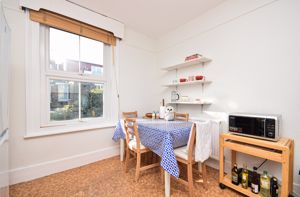 Kitchen- click for photo gallery